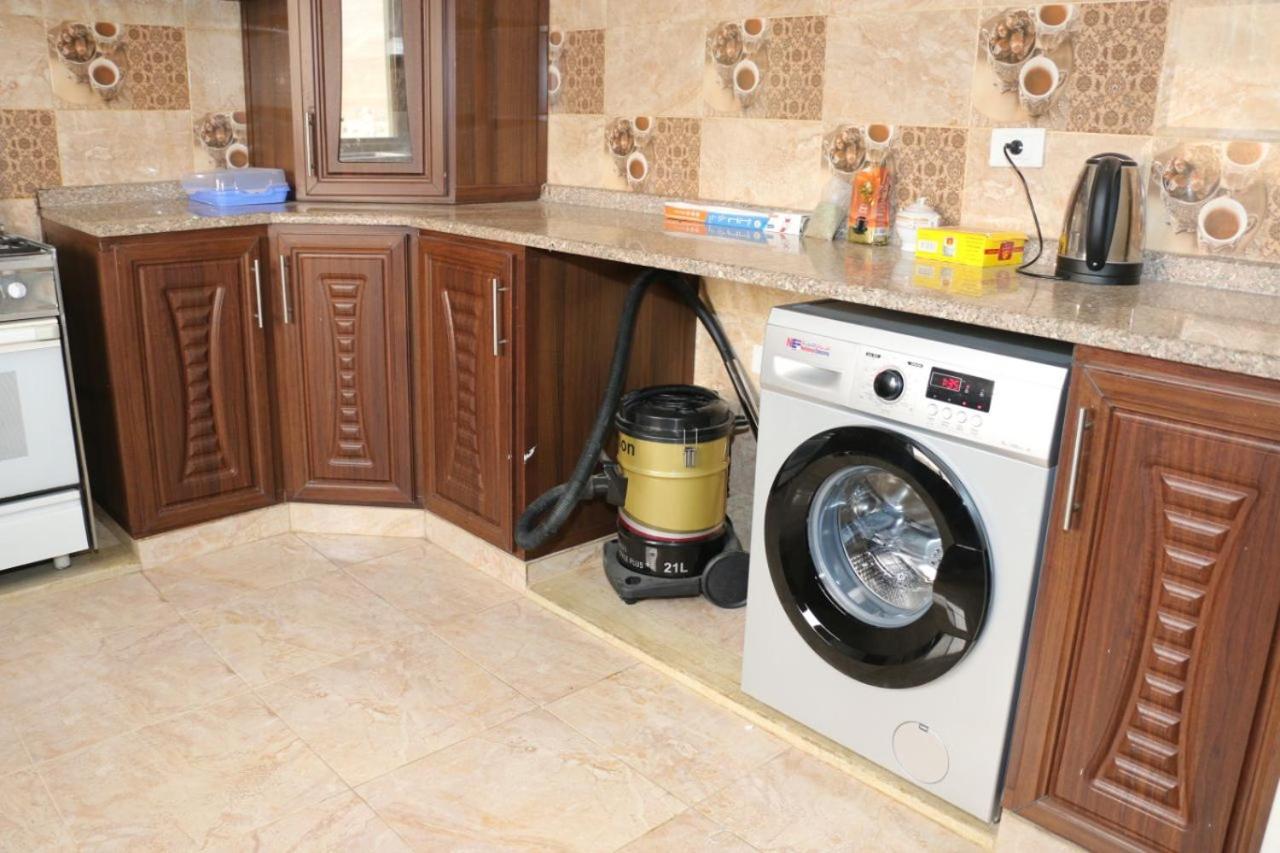 Noor Apartment Wadi Musa Eksteriør bilde